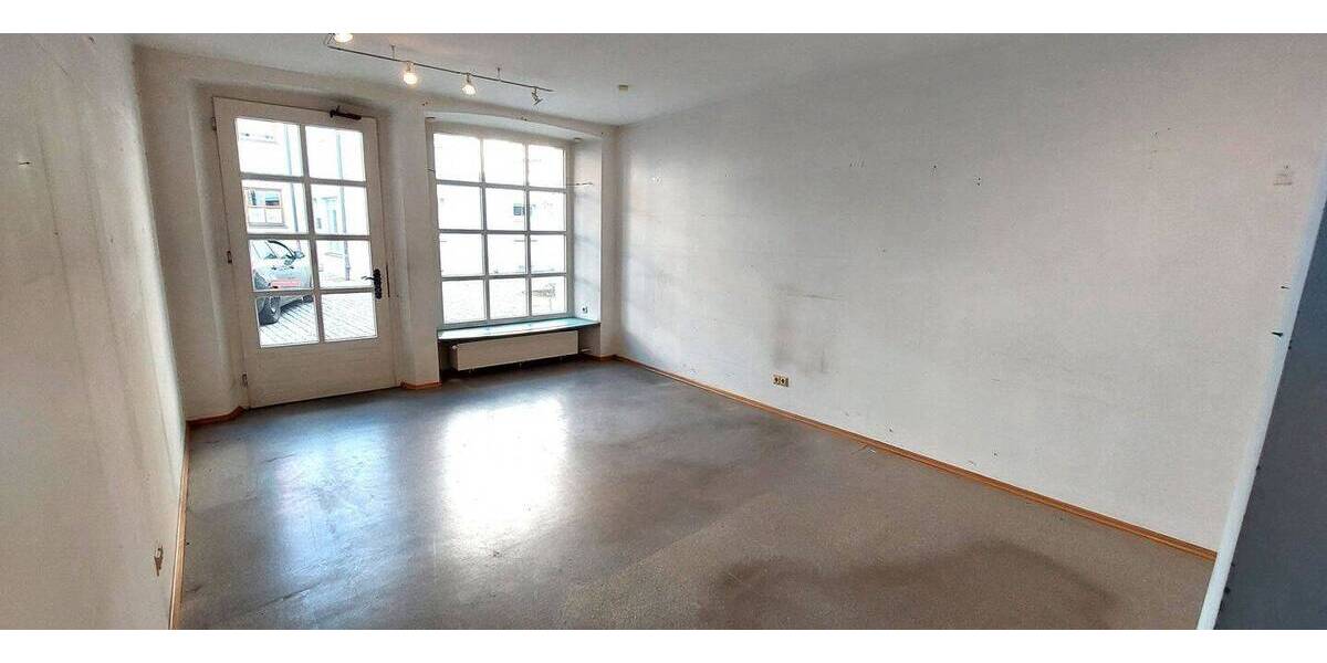 Gewerbeobjekt Weiden in der Oberpfalz Weiden - 1 Zimmer, 25 m&sup2;, 295&euro; | Angebot:26026921