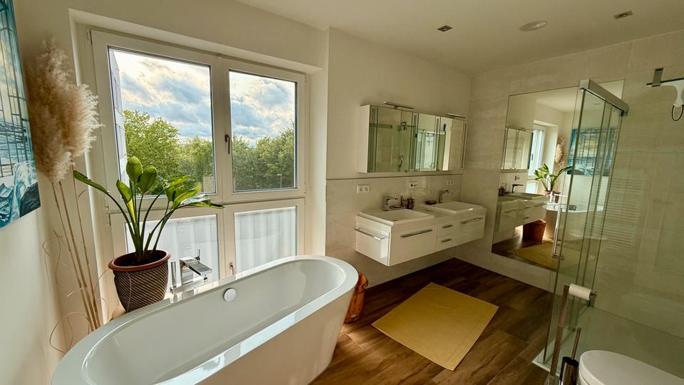 Wohnen auf Zeit Wolfsburg - 3.5 Zimmer, 124 m&sup2;, 1.880&euro; | Angebot:26419601