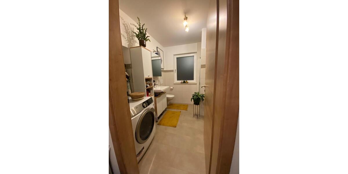 Etagenwohnung Mengkofen - 2 Zimmer, 67 m&sup2;, 700&euro; | Angebot:24623271