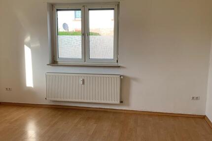 Helle 3-ZW mit EBK und Balkon in Rück 3 zimmer