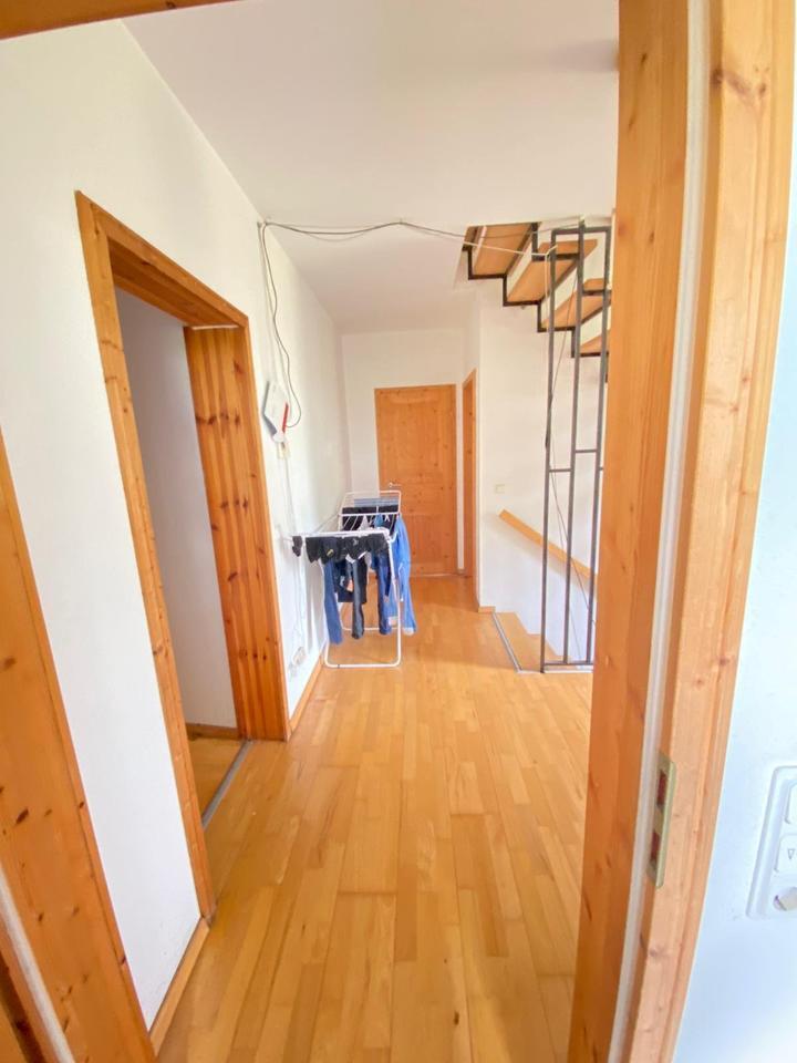 Modern möbliertes WG-Zimmer in Hanau – 560 € Warmmiete zimmer