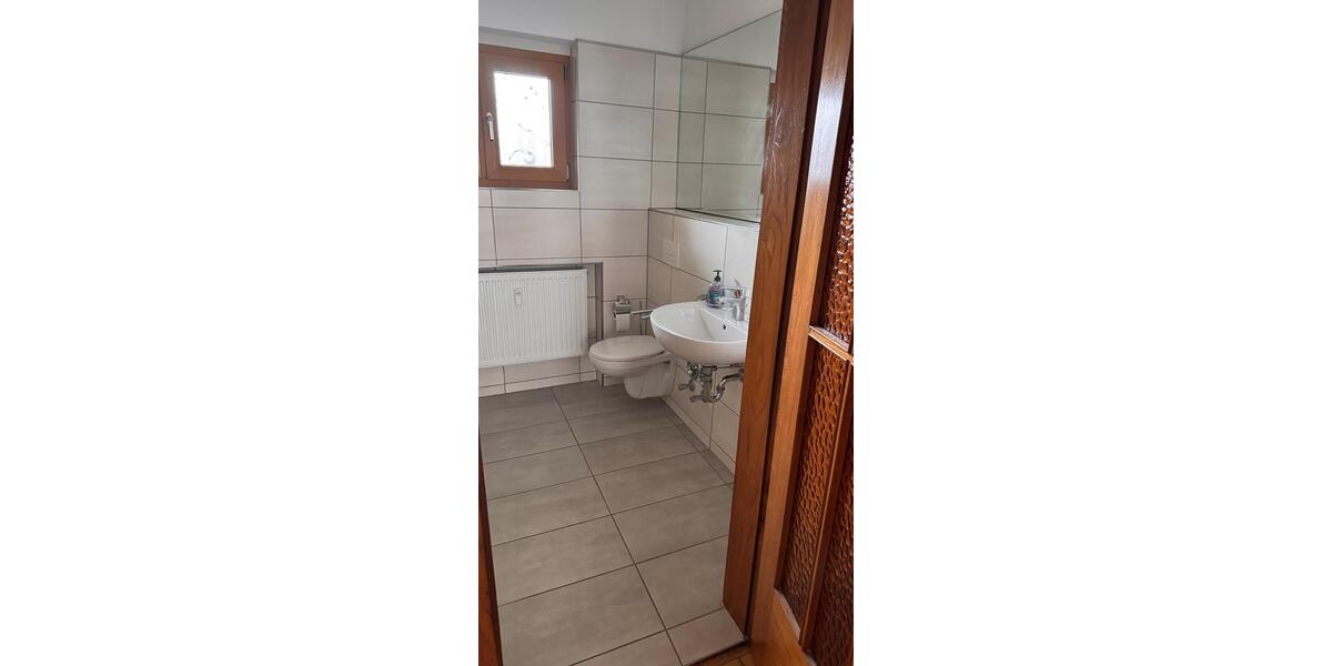 Etagenwohnung Schwalbach - 3 Zimmer, 90 m&sup2;, 880&euro; | Angebot:25124935