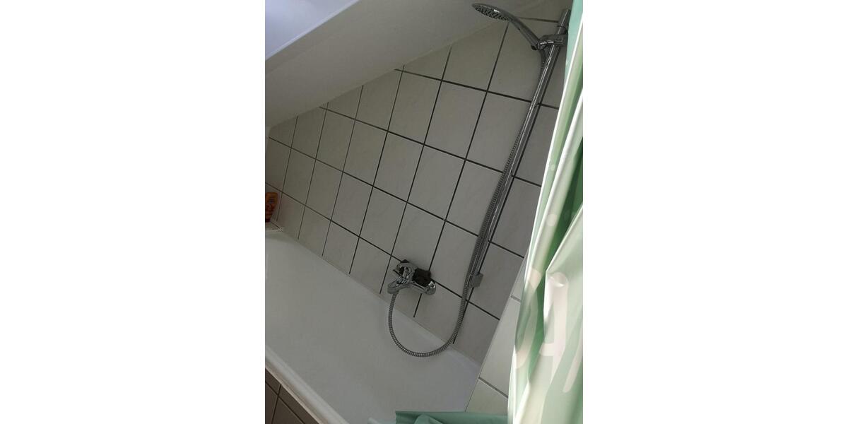 Dachgeschoßwohnung Weiden in der Oberpfalz - 1.5 Zimmer, 27 m&sup2;, 280&euro; | Angebot:26535736