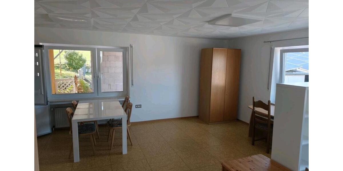 Etagenwohnung Münchsteinach - 1 Zimmer, 40 m&sup2;, 400&euro; | Angebot:26041350