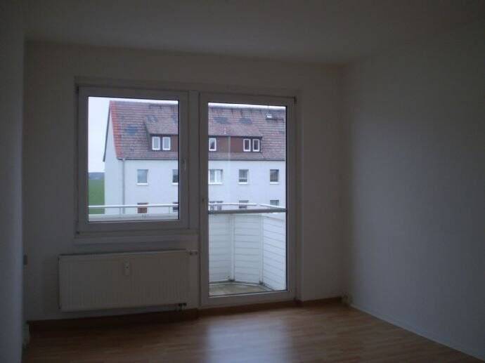 kleine 3 Raumwohnung mit Balkon zum Selbstrenovieren 3 zimmer