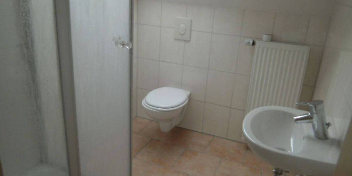 Mehrfamilienhaus, Wohnhaus Sulzbach-Rosenberg Unterschwaig - 8 Zimmer, 250 m&sup2;, 2.060&euro; | Angebot:25731923