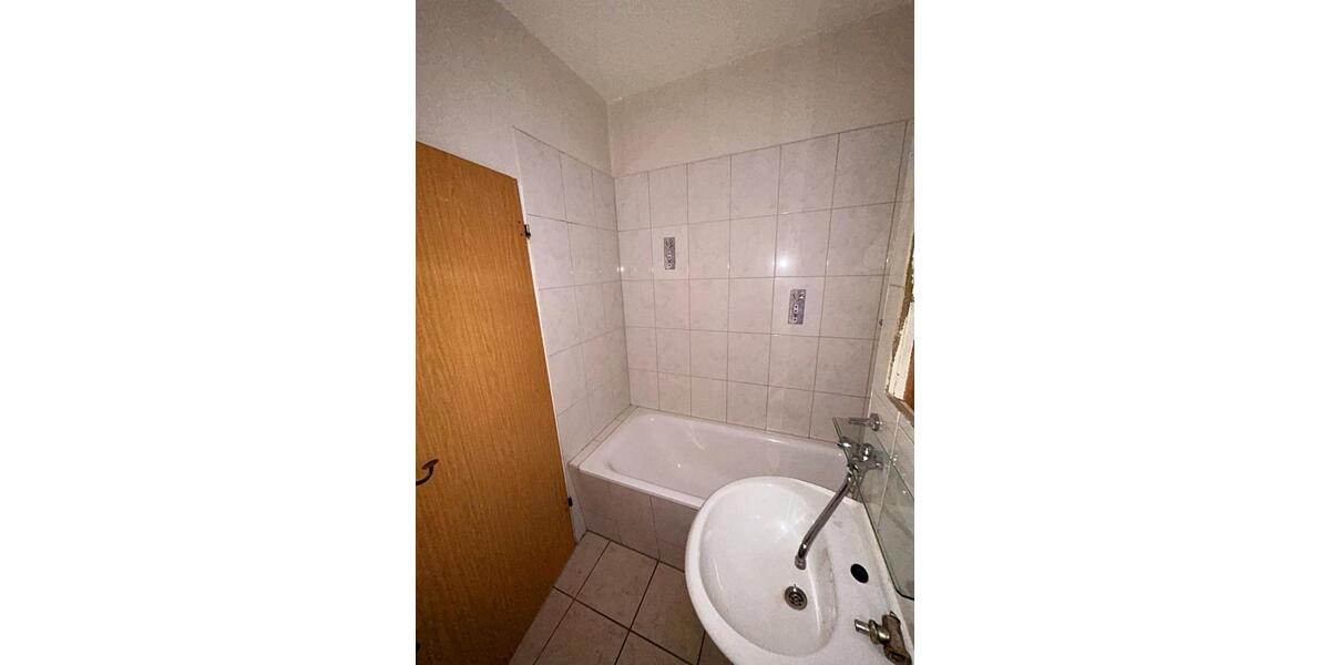 Etagenwohnung Gingst - 3 Zimmer, 66 m&sup2;, 350&euro; | Angebot:24355311