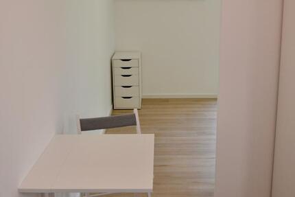 Frisch renovierte 1 Zimmer Wohnung in Endenich Apartment