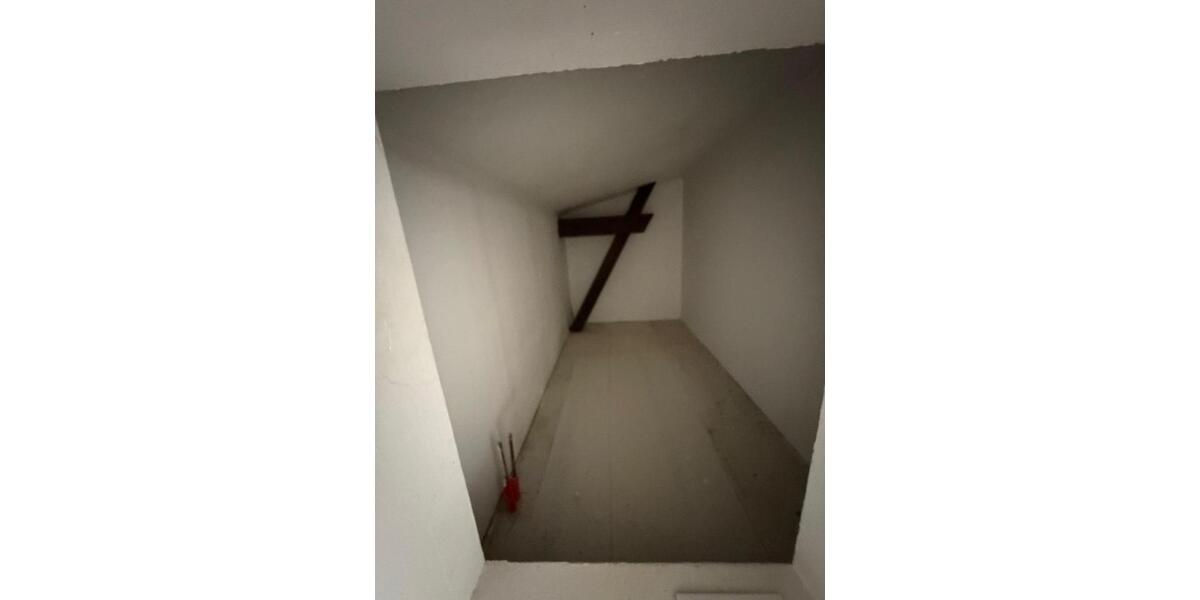 Dachgeschoßwohnung Eberswalde - 3 Zimmer, 85 m&sup2;, 935&euro; | Angebot:26038830