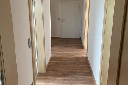 Wohnung DG, 70qm, 2Zi,Kü,Bad in ruhiger Lage 1 zimmer