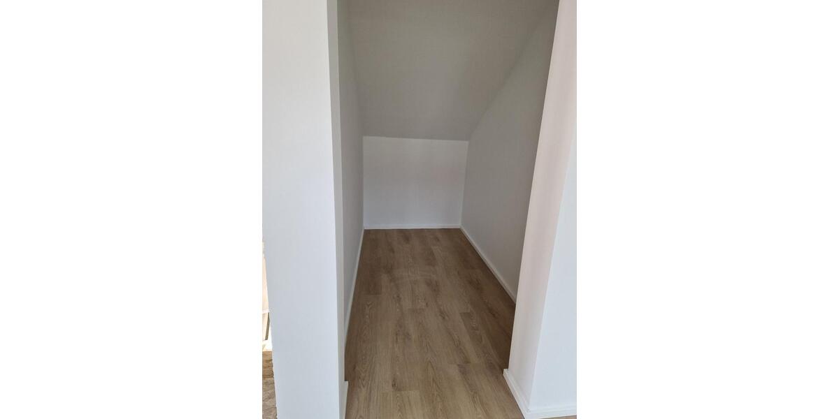 Dachgeschoßwohnung Albisheim (Pfrimm) - 2 Zimmer, 73 m&sup2;, 800&euro; | Angebot:26442559