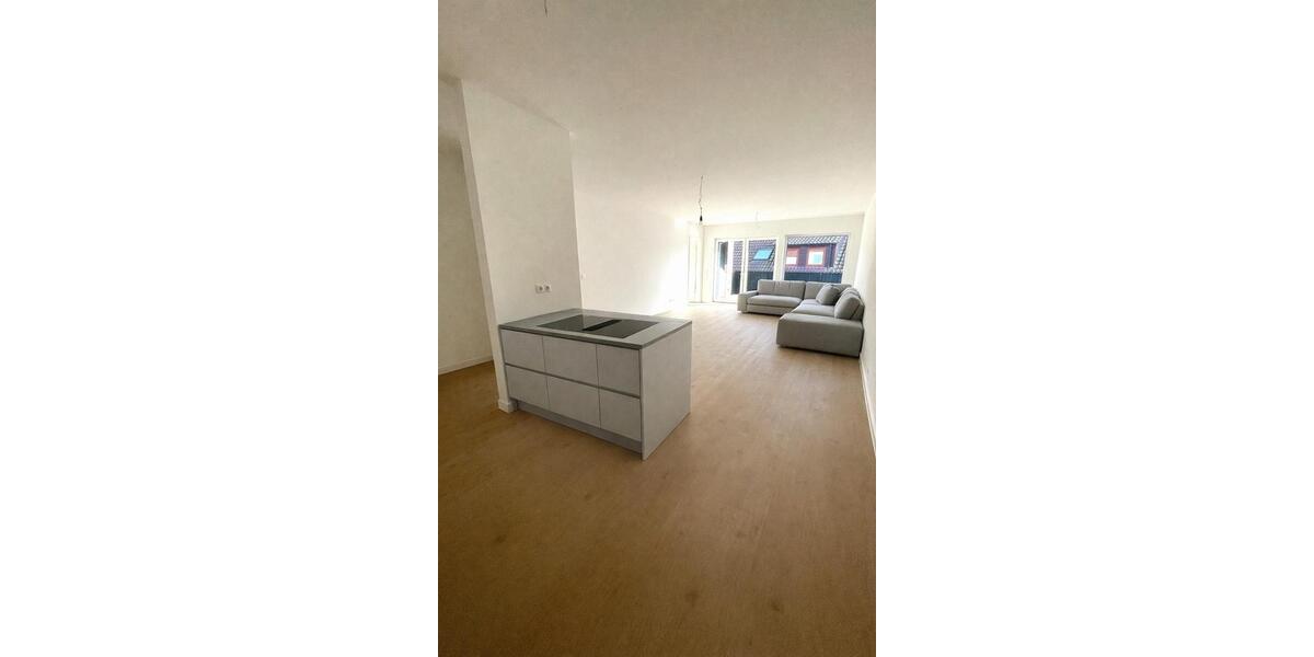 Etagenwohnung Lingen (Ems) - 2 Zimmer, 77 m&sup2;, 968&euro; | Angebot:24829273