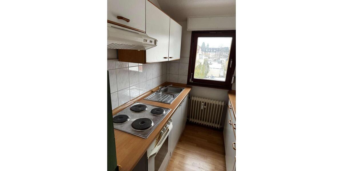 Dachgeschoßwohnung Bad Pyrmont - 2 Zimmer, 45 m&sup2;, 350&euro; | Angebot:25867219