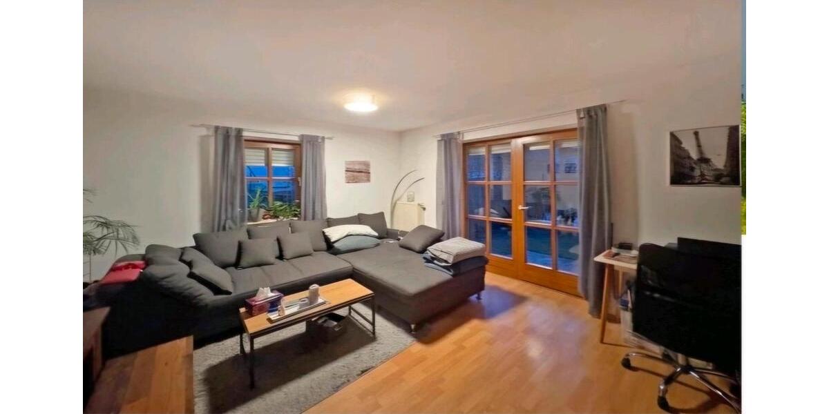 Etagenwohnung Langdorf - 2 Zimmer, 65 m&sup2;, 490&euro; | Angebot:25282336
