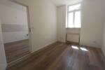 Etagenwohnung Glauchau - 4 Zimmer, 89 m&sup2;, 499&euro; | Angebot:26816314