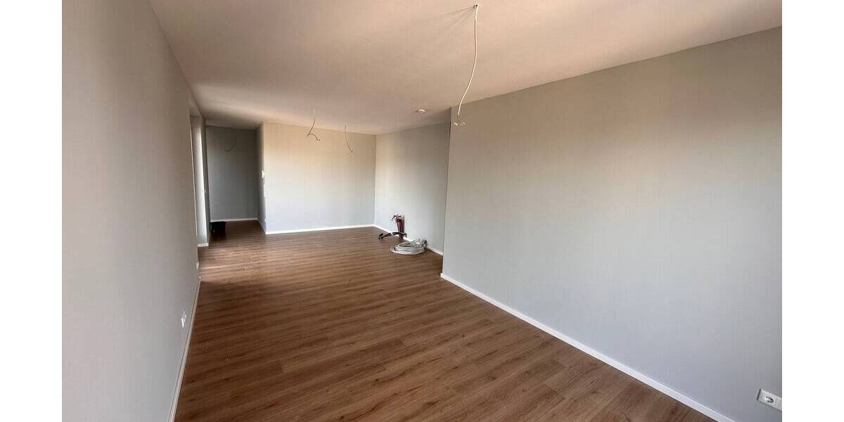 Etagenwohnung Trier Weismark-Feyen - 2 Zimmer, 95 m&sup2;, 1.440&euro; | Angebot:25680841