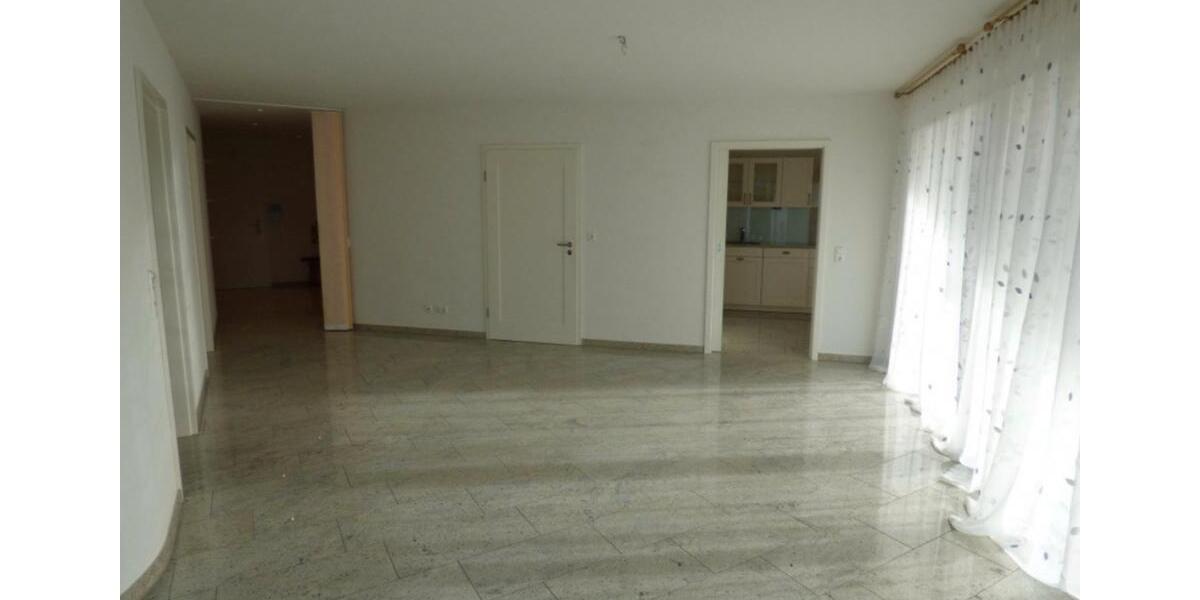 Erdgeschoßwohnung Isny im Allgäu - 3.5 Zimmer, 126 m&sup2;, 1.480&euro; | Angebot:26639159