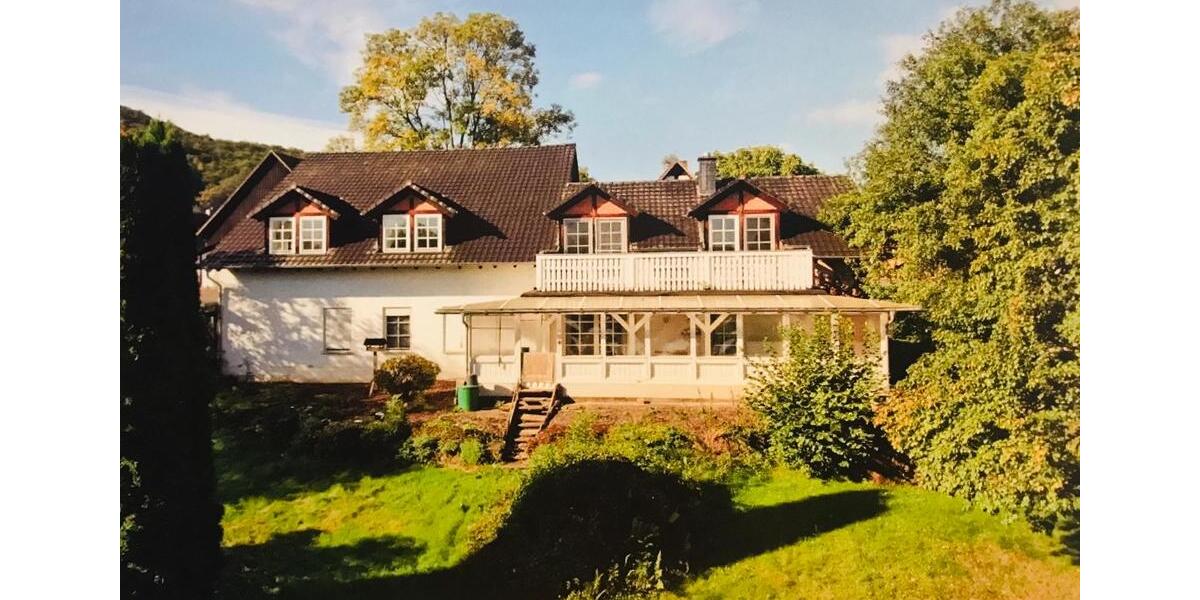 Dachgeschoßwohnung Dautphetal - 4 Zimmer, 110 m&sup2;, 880&euro; | Angebot:26573204