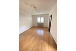 Renovierte 2-ZKB Single Wohnung mit EBK und Terrasse