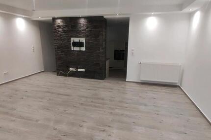 Wohnung Hallstadt - 2.5 Zimmer, 84 m&sup2;, 1.020&euro; | Angebot:24703615