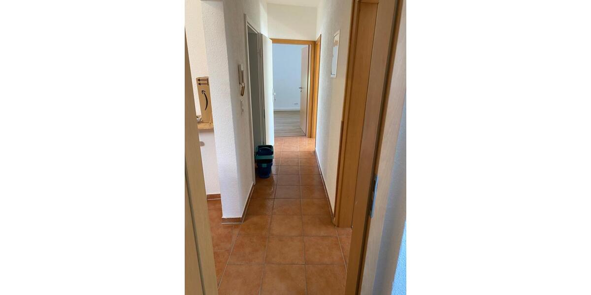 Erdgeschoßwohnung Stuttgart Vaihingen - 4 Zimmer, 85 m&sup2;, 1.400&euro; | Angebot:25378377