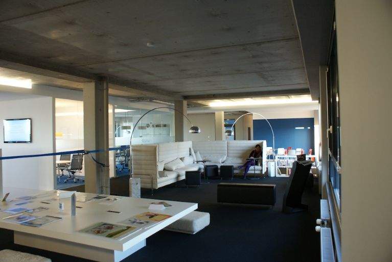 Büroräume im modernen Büropark Rodenkirchen in Köln - All-in-Miete zimmer
