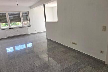 Wohnung Schwalbach - 3 Zimmer, 80 m&sup2;, 530&euro; | Angebot:24762581