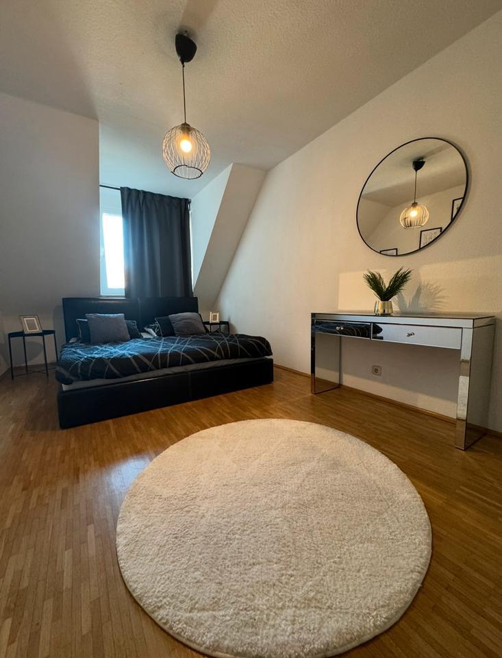 Möblierte Wohnung in Düsseldorf-Bilk