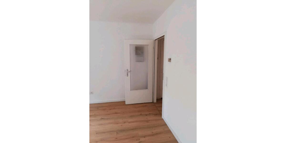 Etagenwohnung Saarbrücken St. Arnual - 1 Zimmer, 25 m&sup2;, 390&euro; | Angebot:26253230