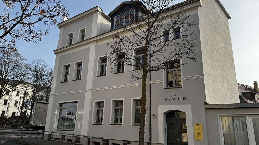 Etagenwohnung Borna - 1 Zimmer, 40 m&sup2;, 360&euro; | Angebot:26835983