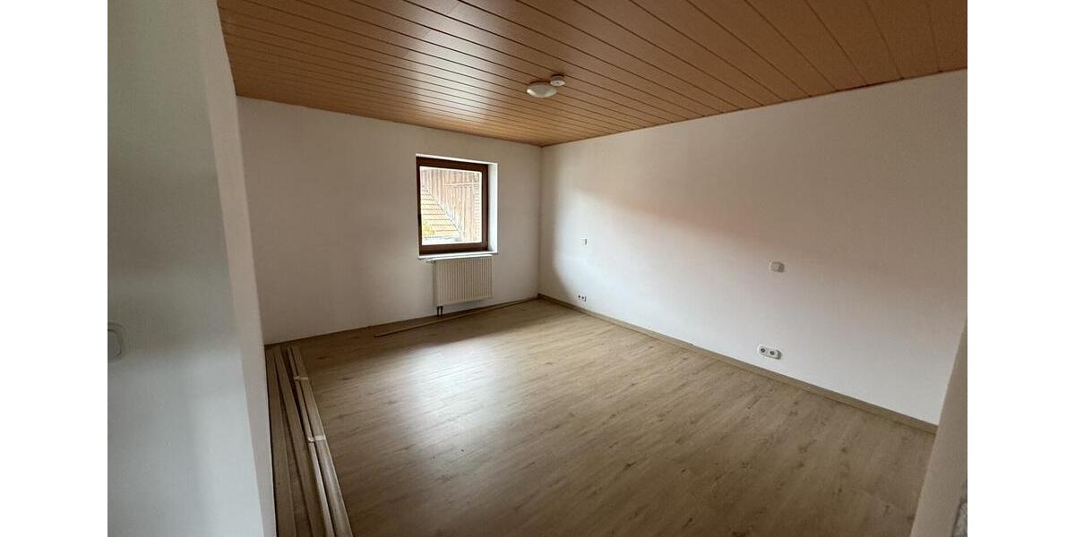 Etagenwohnung Pfarrkirchen - 2 Zimmer, 50 m&sup2;, 400&euro; | Angebot:26454291