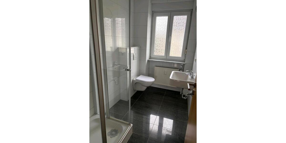 Etagenwohnung Saarbrücken Malstatt - 4 Zimmer, 83 m&sup2;, 750&euro; | Angebot:25053296