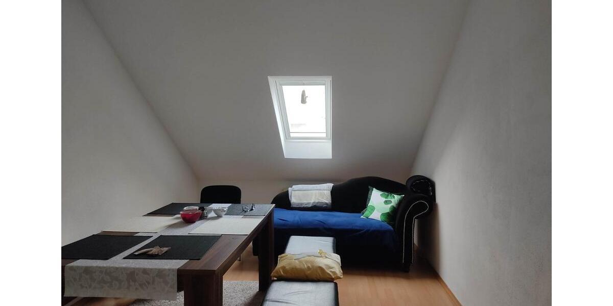 Dachgeschoßwohnung Ingolstadt Nordost - 4 Zimmer, 88 m&sup2;, 880&euro; | Angebot:25923228