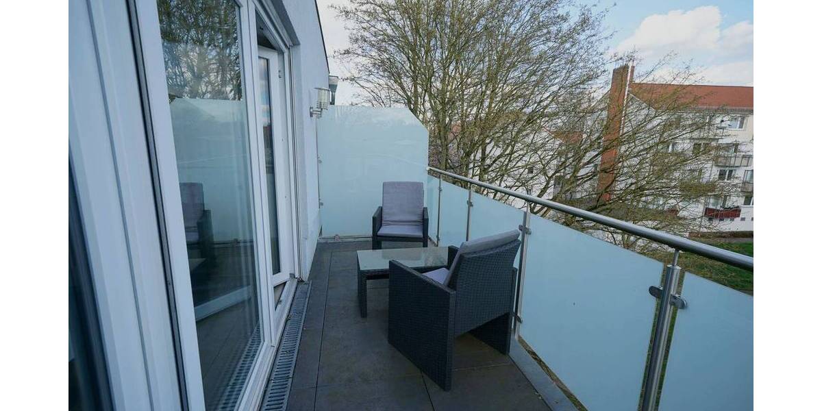 Etagenwohnung Bremen Woltmershausen - 2 Zimmer, 73 m&sup2;, 1.460&euro; | Angebot:26064588