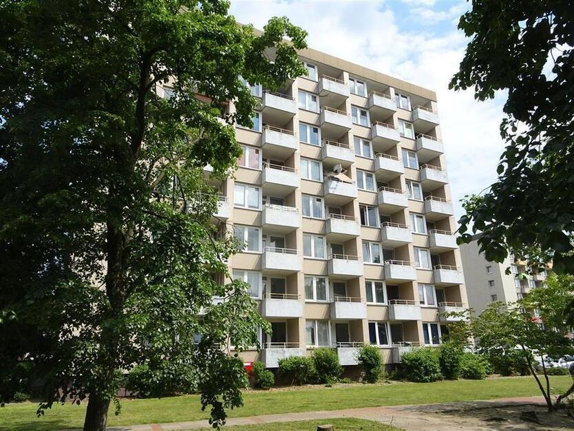 2 Zimmer Apartment mit Einbauküche und Balkon