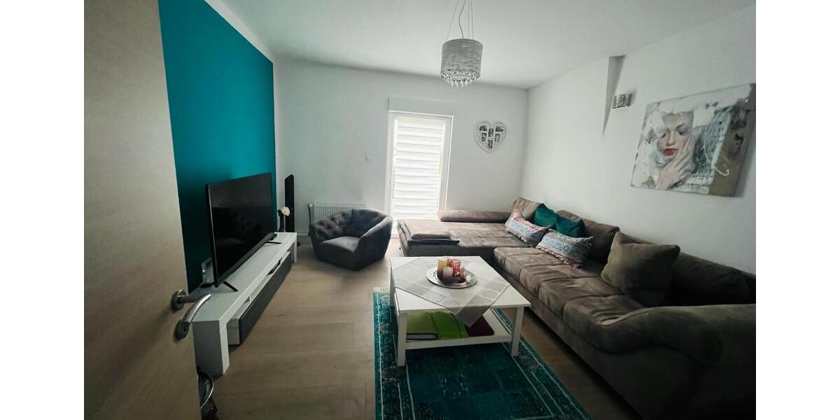 Traumhafte Whg mit großer Dachterrasse und Garten 4 zimmer