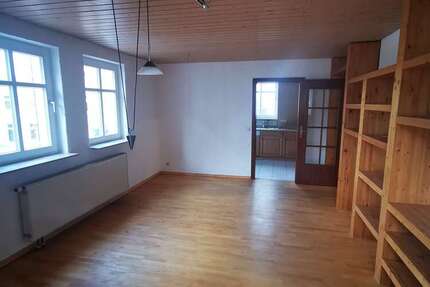 Wohnung zum Mieten in Hattenhofen 750 € 71.83 m²