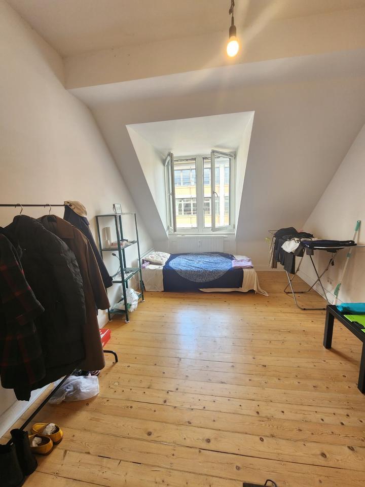 Möbliertes Zimmer in Mädels-2 er WG in Mannheim