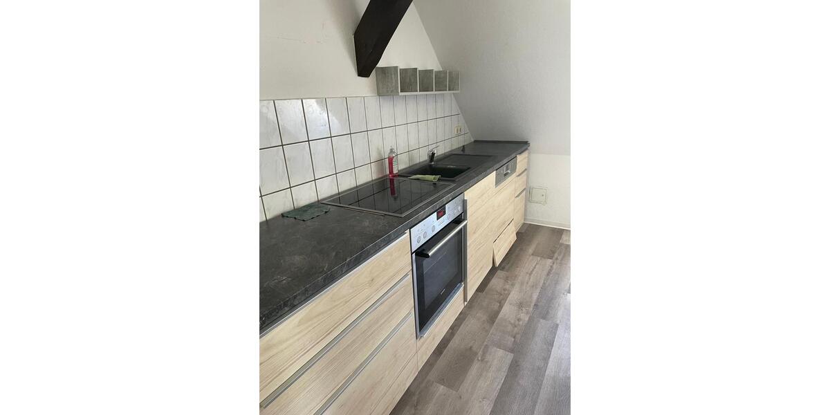 Dachgeschoßwohnung Dessau-Roßlau Roßlau - 3 Zimmer, 112 m&sup2;, 785&euro; | Angebot:25712320