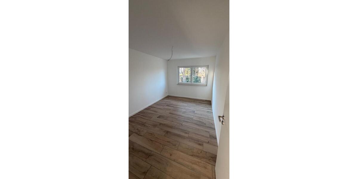 Doppelhaushälfte Magdeburg Ottersleben - 5 Zimmer, 130 m&sup2;, 1.750&euro; | Angebot:25170559