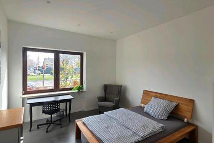 Wohnung Waldsee - 5 Zimmer, 160 m&sup2;, 445&euro; | Angebot:25892173