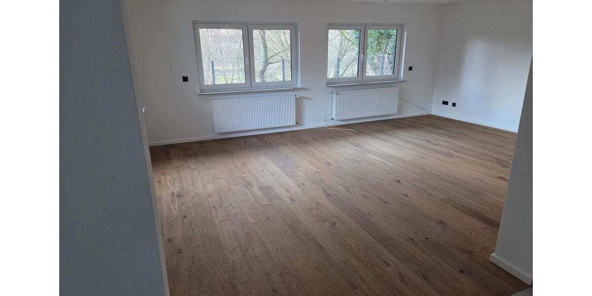 Erdgeschoßwohnung Waldmohr - 3 Zimmer, 125 m&sup2;, 1.500&euro; | Angebot:24977764