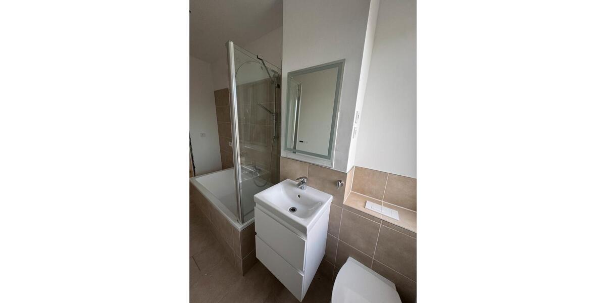 Etagenwohnung Groitzsch - 2 Zimmer, 45 m&sup2;, 495&euro; | Angebot:26405225