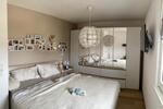 Schöne kleine 3- Zimmer-Wohnung mit Balkon und schöner Aussicht