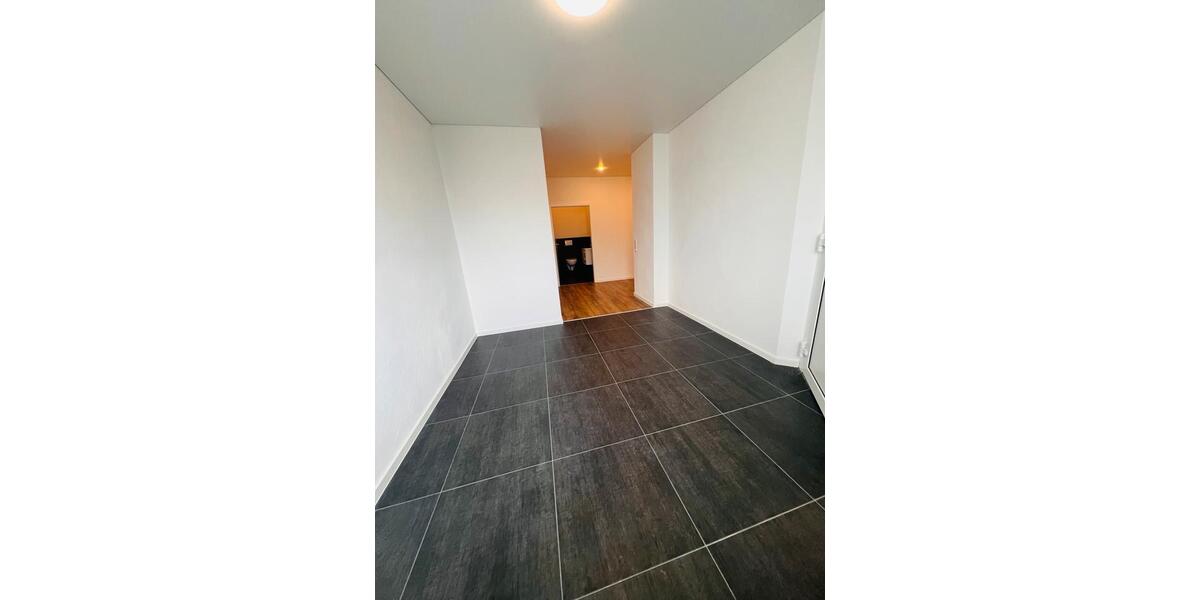 Erdgeschoßwohnung Bruchmühlbach-Miesau Miesau - 4 Zimmer, 130 m&sup2;, 1.500&euro; | Angebot:24698372