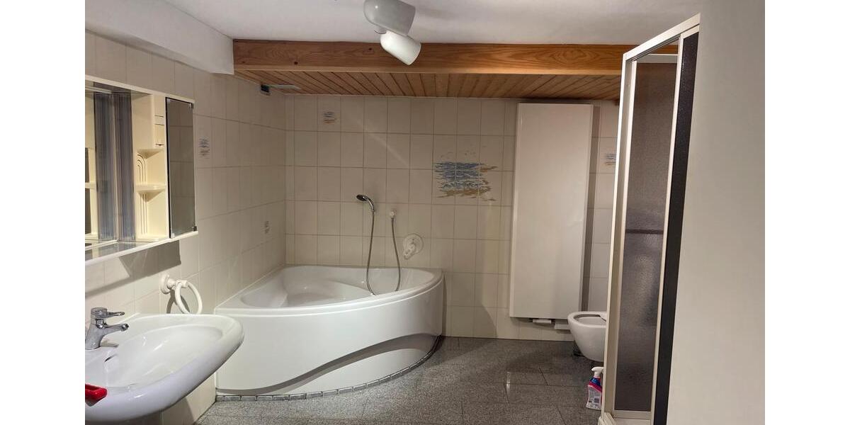 Etagenwohnung Lüdenscheid - 2 Zimmer, 70 m&sup2;, 640&euro; | Angebot:26103016
