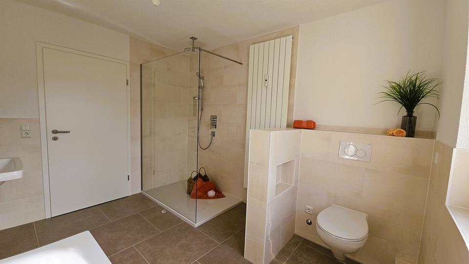 Etagenwohnung Löbau - 5 Zimmer, 125 m&sup2;, 930&euro; | Angebot:25646204