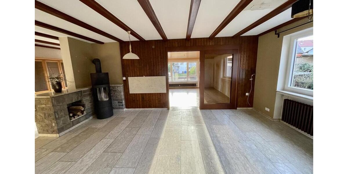 Erdgeschoßwohnung Rimpar - 3 Zimmer, 129 m&sup2;, 1.100&euro; | Angebot:24996385