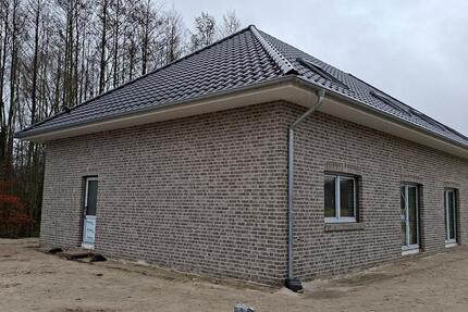 Haus Saterland - 5 Zimmer, 155 m&sup2;, 1.250&euro; | Angebot:25176704