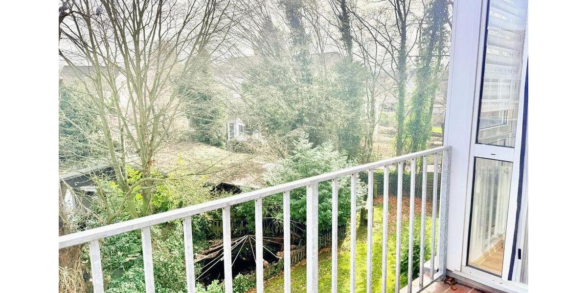 Dachgeschoßwohnung Pulheim - 2 Zimmer, 82 m&sup2;, 920&euro; | Angebot:26565259